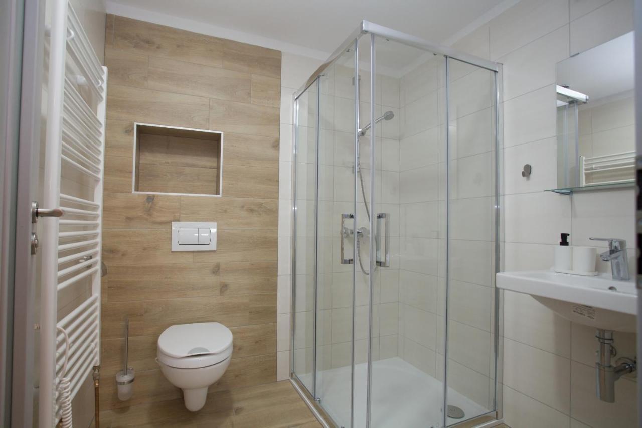 Apartmany Zak ฟริมบูร์ก ภายนอก รูปภาพ