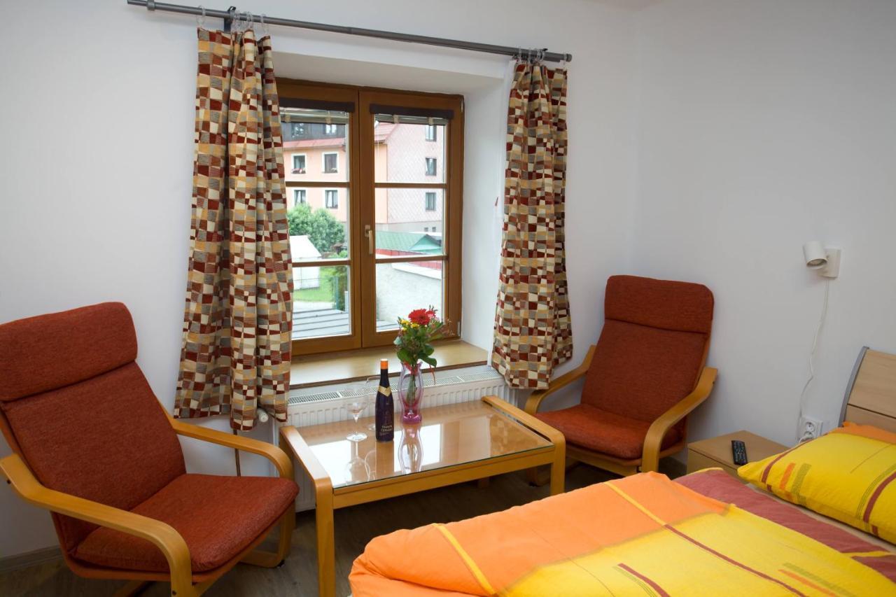 Apartmany Zak ฟริมบูร์ก ภายนอก รูปภาพ